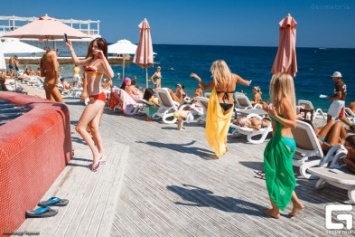 Один из четырех самых сексуальных пляжей Европы оказался в Ялте