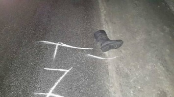В Тернопольской области водитель сбил парня, после чего тащил его по дороге почти километр