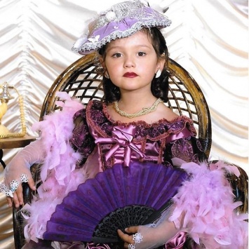 Егор Кончаловский опубликовал снимок дочери в пять лет