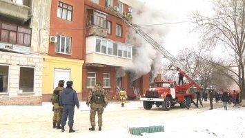 В Луганске в результате взрыва бытового газа сгорели несколько квартир. Пострадали четверо