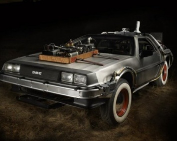 В Подмосковье замечен DeLorean из «Назад в будущее»