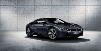 BMW i8 в спецверсии Protonic Frozen Black дебютирует на автосалоне в Женеве