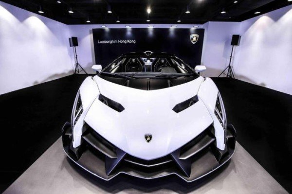 Lamborghini представит 800 - сильный суперкар HyperVeloce