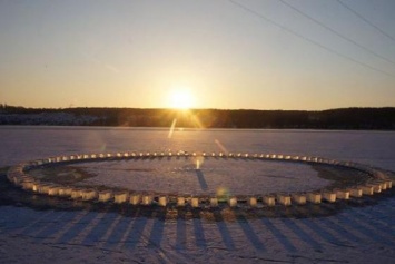 В Запорожье построили ледяную карусель