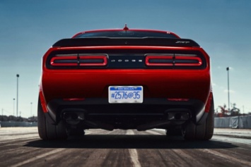 Dodge раскрыл информацию о «диком» купе Challenger