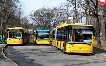 В Киеве трое водителей Куреневского троллейбусного депо объявили голодовку, протестуя против увольнения