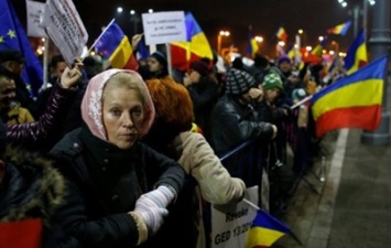 В Румынии отменяют указ о коррупционерах после протестов