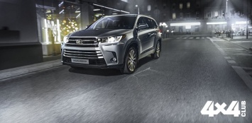 В России стартовали продажи обновленного кроссовера Toyota Highlander