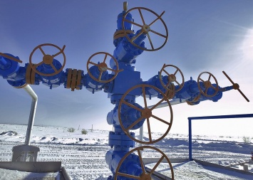 Суровая зима: запасы газа в ПХГ упали на 35%