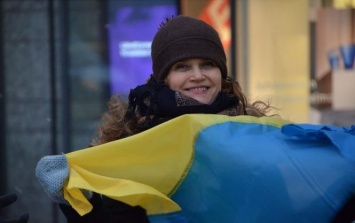 Прошла акция в поддержку украинской армии и жителей Авдеевки в Хельсинки