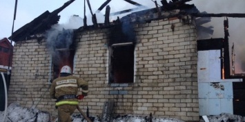 В Белгородской области 10-летняя девочка спасла трех братьев и двоих сестер из пожара
