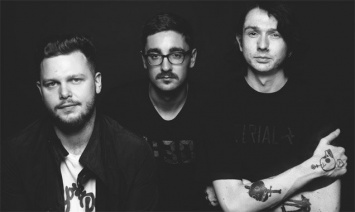 В августе британская группа alt-J выступить в Санкт-Петербурге