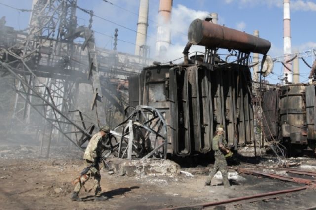 Часть Луганской области осталась без света из-за обстрела боевиками