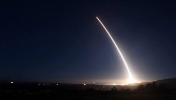 США протестовали баллистическую ракету Minuteman III