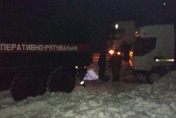 Десять автомобилей на Николаевщине стали заложниками снежной стихии (ФОТО)