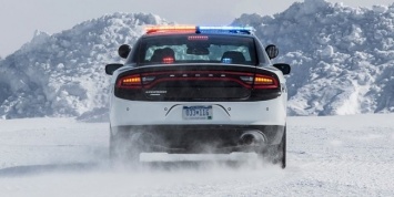 Dodge научился защищать полицейских от атаки с тыла