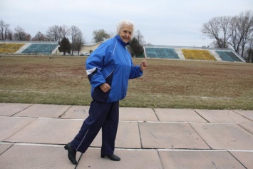 На 91 году жизни умерла старейшая бегунья Украины Владлена Кокина
