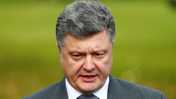 Выборы на Донбассе по месным законам сорвут минские договоренности, - Порошенко
