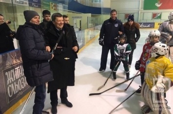 Первая открытая тренировка хоккеистов "Кривбасса"