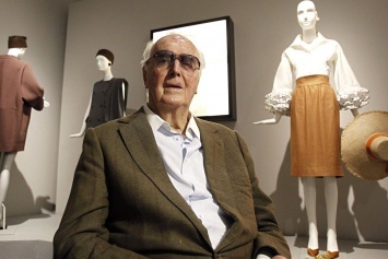 Свое 90-летие отмечает легендарный модельер Юбер де Живанши