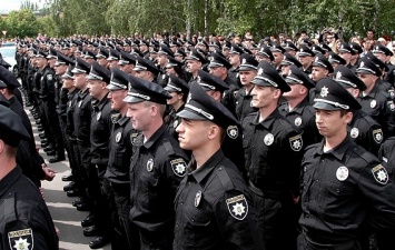 Полицейский беспредел: за предъявленные документы - лицом в кузов