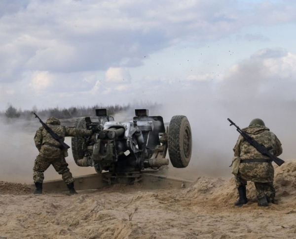 Киевские силовики заявили о взятии ключевых высот в Донбассе