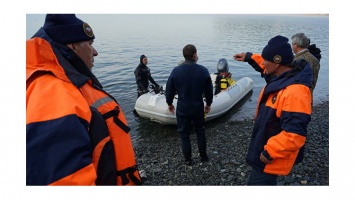 В Крыму спасатели ищут пропавшего у берегов Черного моря рыбака