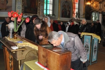 Пенсионеры-угольщики объездили с экскурсией храмы Павлоградщины
