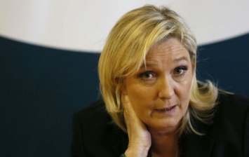 Прокуратура Франции подозревает соратника Ле Пен в махинациях