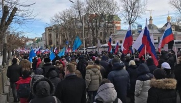 Марш Немцова в Москве: полиция насчитала втрое меньше участников, чем активисты