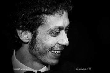 MotoGP: Интервью с Валентино Росси - Хочу 10-й титул и... сына!