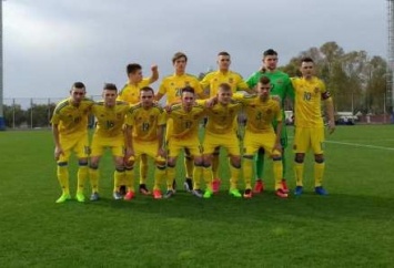 Сборная Украины U-19 потерпела первое поражение под руководством В. Езерского