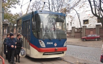 В центре города временно изменено движение двух трамвайных маршрутов