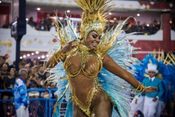 Топ-7 красоток с карнавала в Рио