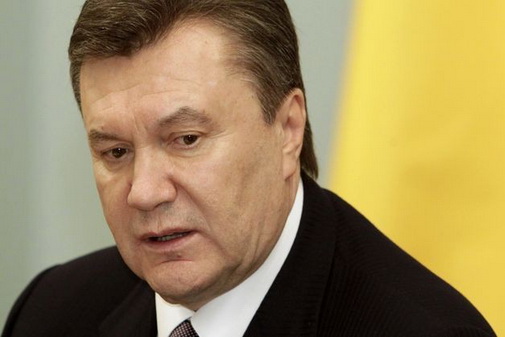 На допрос в ГПУ вместо Януковича пришел его адвокат