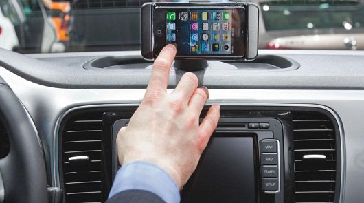 7 мифов об использовании телефона за рулем