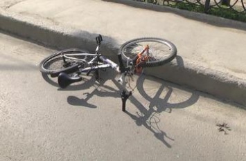 В Запорожье водитель "Пежо" сбил 11-летнего велосипедиста