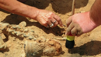 В Китае археологи нашли бронзовые изделия возрастом более 2,2 тыс. лет