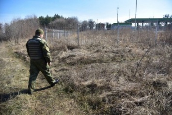 В Славянске проверяют информацию о "растяжке" возле заправки