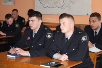 Сегодня личный состав Славянского отдела пополнился 12 молодыми сотрудниками