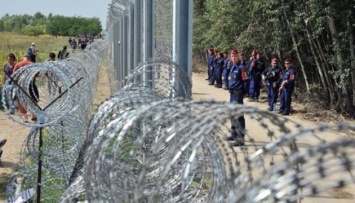 ООН обеспокоена намерениями Венгрии удерживать мигрантов в лагерях на границе