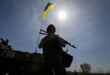 Видео с передовой: украинские военные поздравили женщин с праздником весны