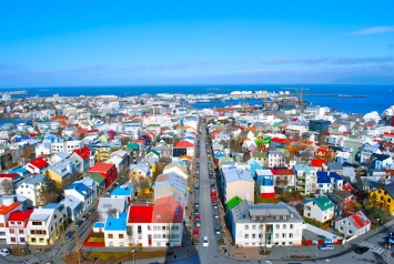 В Исландии законодательно уравняют уровень оплаты труда женщин и мужчин