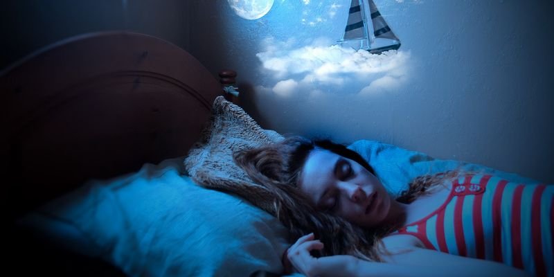 Двигающиеся глаза во сне переключают сновидения - ученые