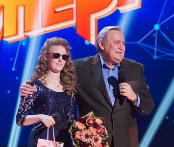 Участница шоу «Ты супер!» поразила Стоянова проникновенным исполнением песни «Городок»