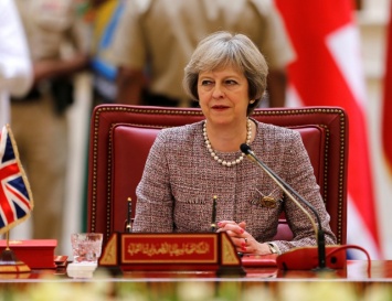 Смех премьер-министра Великобритании Терезы Мэй на слушаниях в палате общин озадачил пользователей соцсетей