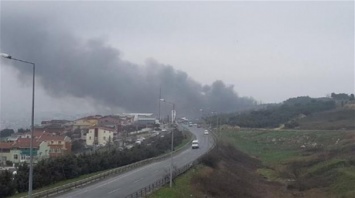 В Стамбуле упал пожарный вертолет, пятеро погибших