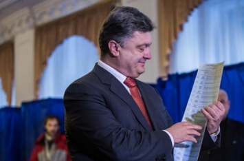 Инициатива Порошенко по украинским квотам на ТВ не понравилась трем национальным общинам