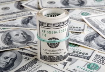 Как предсказать курс доллара в Украине и не потерять сбережения: советы экспертов