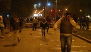 Спецназ Грузии разогнал стихийный митинг в Батуми, 33 травмированных